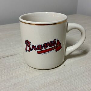 Atlanta Braves Gold Trim Hunter MFG Vintage MLB Logo Ceramic Coffee Mug